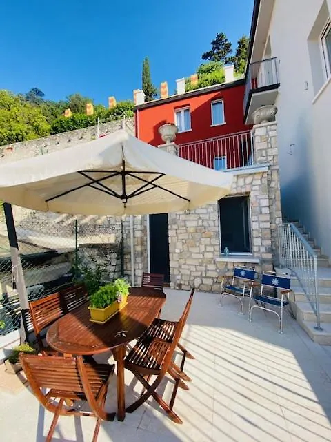Casa Vacanze Lea Villa Toscolano Maderno 0*,  Italy